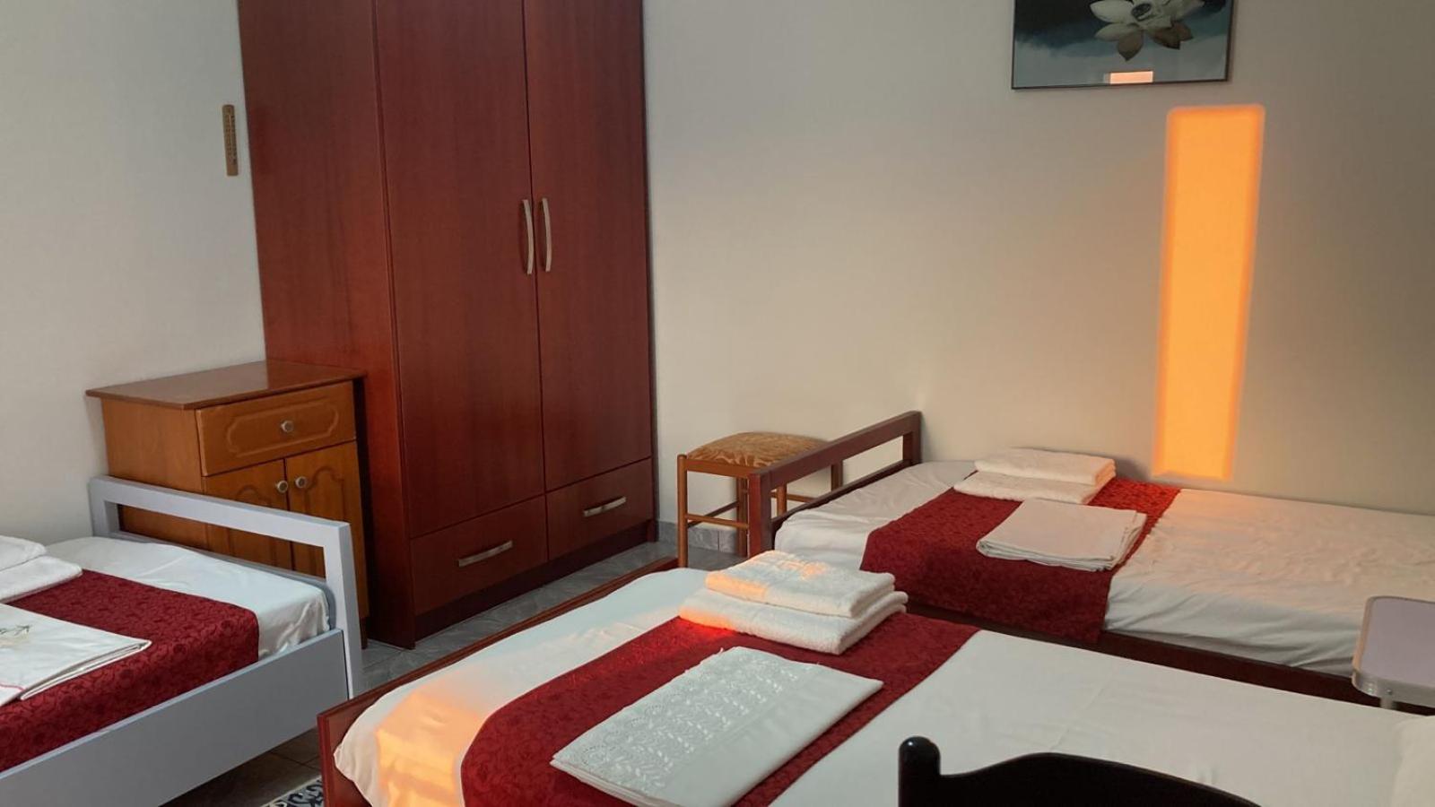 Akeron'S Rooms Саранда Экстерьер фото